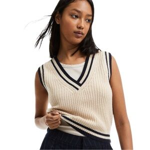 H&M Cream & Black Knit Vest Women’s Size XXS EUC